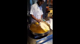 This is how the popular Indian desert called Jalebi is made.