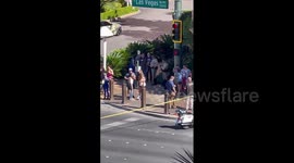 2 dead, 6 wounded in Las Vegas stabbing