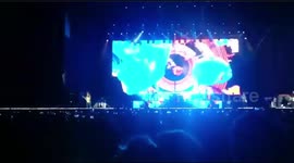 Couple talk through their 'perfect' proposal during Guns N' Roses concert
