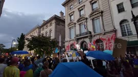 Ukrainians Sing National Anthem outside of NYC Russian Consulate