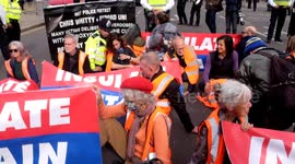 insulate Britain continues too irritate road users in central London with another sit down protest blocking parliament traffic