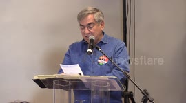 Reading Lula's letter to evangelicals in São Paulo, Brazil