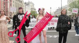 Profesionales de la imagen personal de toda la región se concentran en Madrid reclamando el IVA reducido