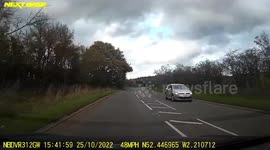 Dashcam dangerous overtaking near miss