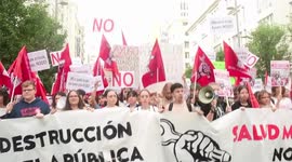 Hundreds of students in Madrid strike to raise awareness for mental health