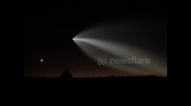SpaceX launch: Falcon 9 rocket looks like huge comet star
