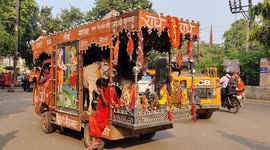 The Miracle cow's moveing in indian Street so people's get blessings