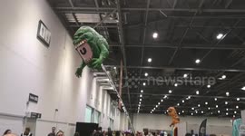 Man brings amazing Ghostbusters Cosplay outfit to day 2 of the MCM Comic Con in London