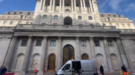 Just Stop Oil activists spray Bank of England with orange paint and write slogans on its facade