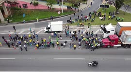 Truck drivers halt traffic to protest defeat of Bolsonaro in São Paulo, Brazil