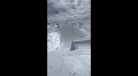 Forgot a shoe! Amazing moment skier loses shoe while nailing spectacular single cork 900