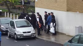 Early morning police raid in Angel, London