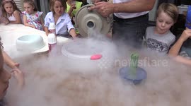 Worlds quickest and simplest icecream life hack
