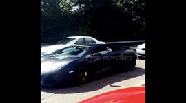 Lamborghini revving