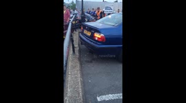 Bmw m5 revs at ace cafe