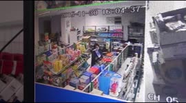 CCTV captures man sneaking four bars of cigarettes from grocery