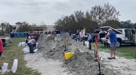 Florida residents prepare for Tropical Storm Nicole landfall