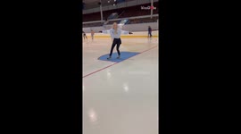Figure Skater tries hockey skates for the 1st time since 2011 *INSTANT REGRET*