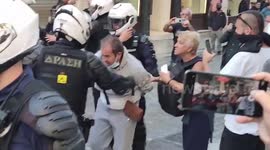 Protesters, police clash during second 24-hour general strike