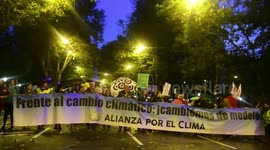manifestación global por la emergencia climática en Madrid, España