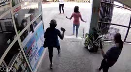 Patients and staff run away as magnitude 4.8 quake rocks clinic in the Philippines