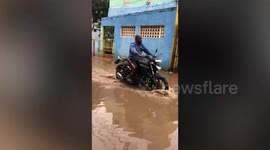 Streets flooded after heavy rain lashes parts of eastern India
