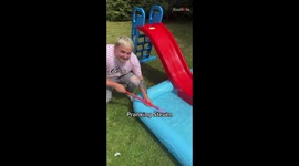 Pro Tip: Never let your guard down while sunbathing in the presence of your BFF