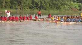 Thousands line river to watch traditional boat race in Bangladesh
