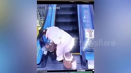 Mother's quick reactions prevent son from getting injured after shoe gets stuck in escalator