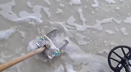 Pilot unscathed after plane lands upside down on a beach in Florida