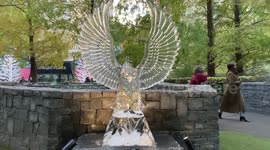 WINTER ICE Festival at Canary Wharf. Ice Trail in Jubilee Park