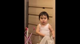 2-year-old dumbfounded by dad's magical disappearance
