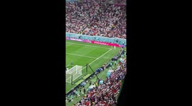 England take a corner kick against USA at the 2022 fifa world cup