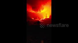 Hawaii’s Mauna Loa volcano continues incredible eruption with massive lava-spewing