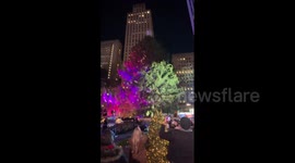 US: 2022 Rockefeller Christmas Tree Lighting Ceremony 3