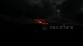 Mauna Loa lava flow volcano Big Island hawaii