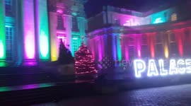 Palace Christmas Decorations look stunning and shine bright over this wonderful place