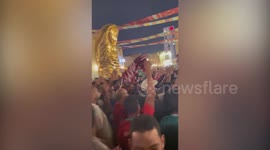 Japanese fans join in with Arab songs at World Cup in Qatar