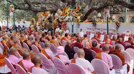 The Tripitak Buddhist chanting message for around the world peace