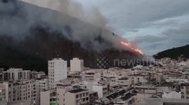 Brazil: Wildfire breaks out on hill In Copacabana, Rio De Janeiro