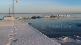 Sound on awesome sounds of ice cracking on Lake Superior Ashland WI