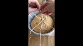 Bread-lover shows the art behind making a pumpkin-shaped bread loaded with pumpkin puree