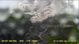 CCTV footage shows cloud of ash rapidly expanding from erupting Mount Semeru