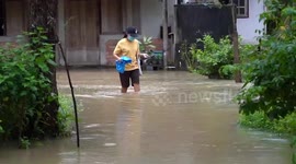Thousands evacuated as heavy rain floods villages in southern Thailand