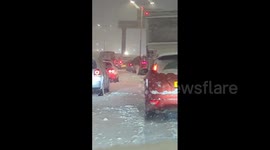 UK: Heavy Snow, Icy Conditions Cause Traffic Mayhem In And Around London