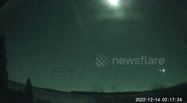 Meteorite seen streaking across night sky over Maine