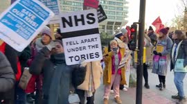 Nurses stage protest outside London's St. Thomas Hospital amidst biggest UK nurse strike in history
