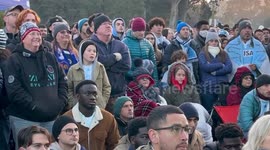 San Franciscans gather for outdoor World Cup watch party despite cold conditions