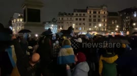 Argentina fans celebrate world cup victory in Trafalgar Square