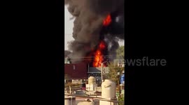 Massive fire erupts in Tultitlán, Mexico warehouse